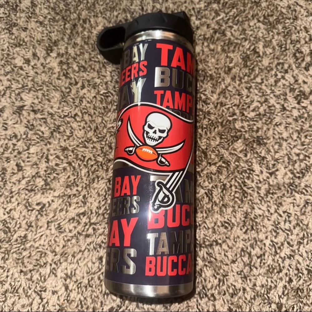 Tampa Bay Buccaneers Stainless Steel Tumbler - Red and Black